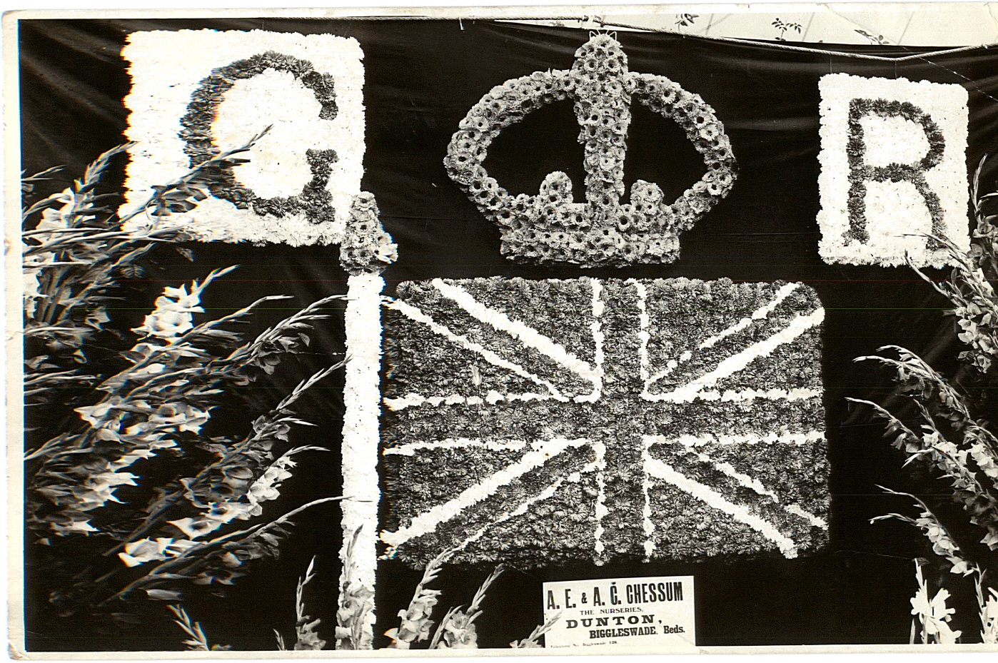 George V Silver Jubilee floral arrangement 1935